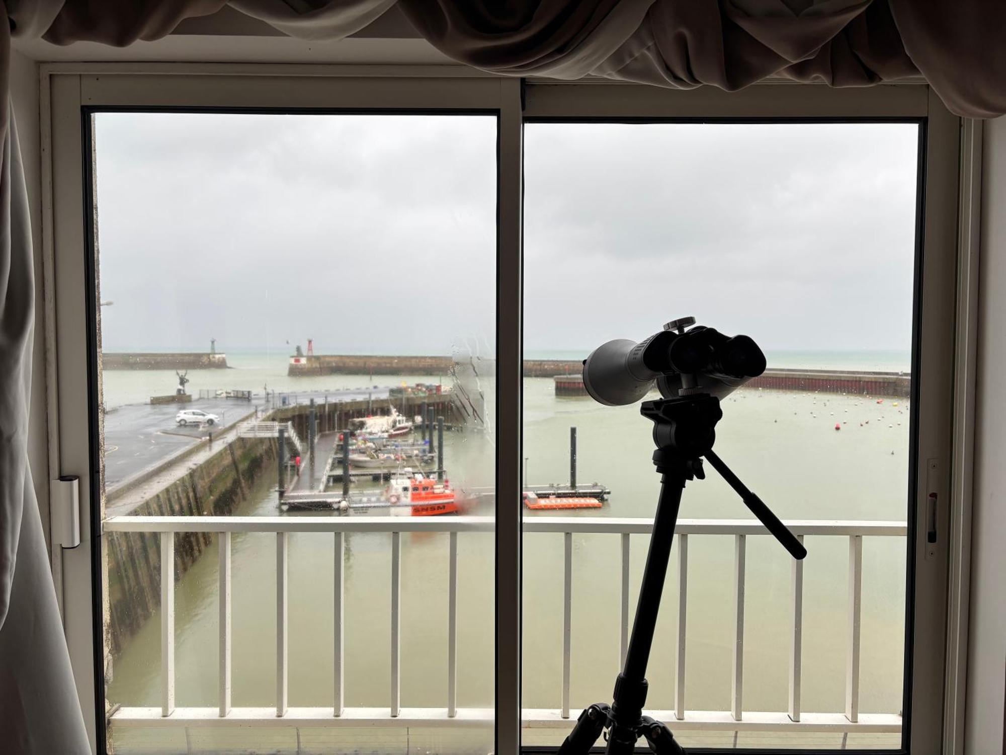 Cote Cottage Apt 3 Chambres Bien Equipee Vue Imprenable Sur Port Et Mer Etreham Bagian luar foto